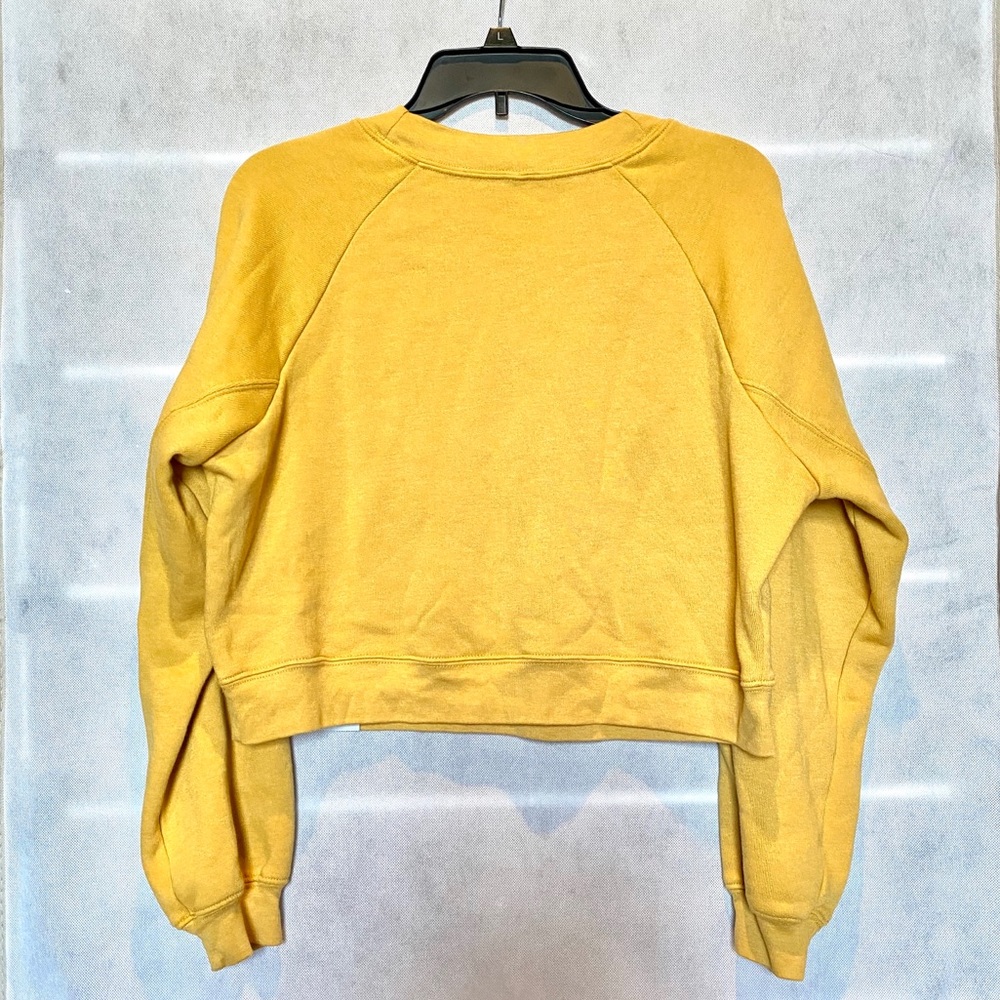 Walk In Love. She Will Be Known Crop Pullover Sz S - Picture 5 of 5